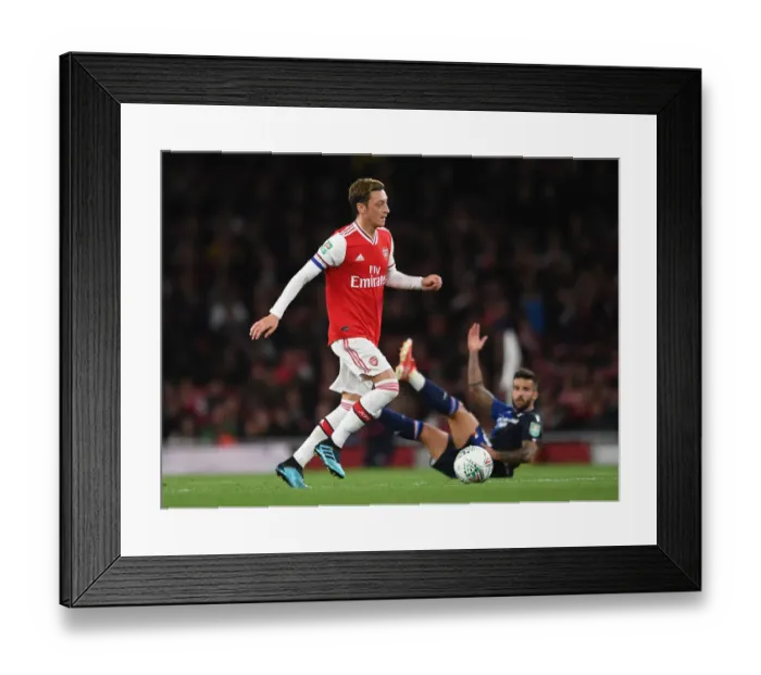 Framed Print : Arsenal vs Nottingham Forest: Mesut Ozil in Carabao Cup Action at Emirates Stadium Framed Print : Arsenal vs Nottingham Forest: Mesut Ozil in Carabao Cup Action at Emirates Stadium