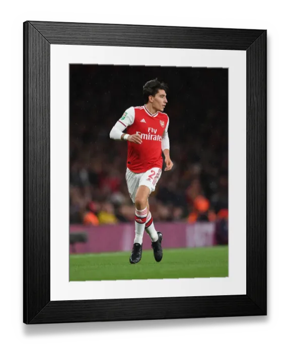 Framed Print : Carabao Cup Showdown: Hector Bellerin's Unyielding Performance for Arsenal Against Nottingham Forest Framed Print : Carabao Cup Showdown: Hector Bellerin's Unyielding Performance for Arsenal Against Nottingham Forest