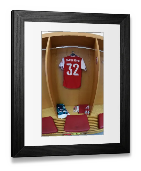 Framed Print : Arsenal FC: Emile Smith Rowe's Readiness - Carabao Cup Third Round vs Nottingham Forest Framed Print : Arsenal FC: Emile Smith Rowe's Readiness - Carabao Cup Third Round vs Nottingham Forest