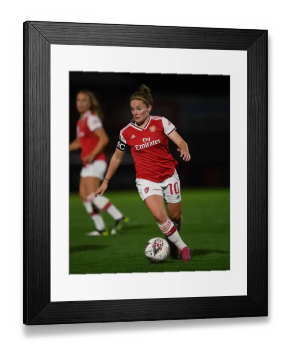 Framed Print : Arsenal Women vs Fiorentina Women: Battle in the UEFA Women's Champions League at Meadow Park