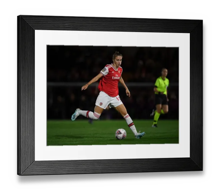 Framed Print : Arsenal's Vivianne Miedema in Action: Arsenal Women vs Fiorentina Women, UEFA Women's Champions League