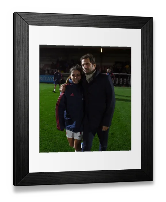 Framed Print : Arsenal Women's Boss Montemurro Consults van de Donk Amidst UEFA Champions League Tactics Framed Print : Arsenal Women's Boss Montemurro Consults van de Donk Amidst UEFA Champions League Tactics