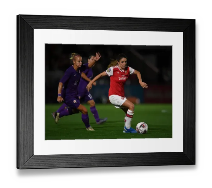 Framed Print : Arsenal Women vs Fiorentina Women: UEFA Women's Champions League Clash at Meadow Park