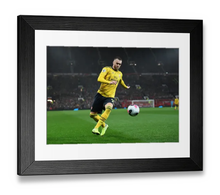 Framed Print : Calum Chambers vs Manchester United: A Premier League Battle at Old Trafford (2019-20) Framed Print : Calum Chambers vs Manchester United: A Premier League Battle at Old Trafford (2019-20)