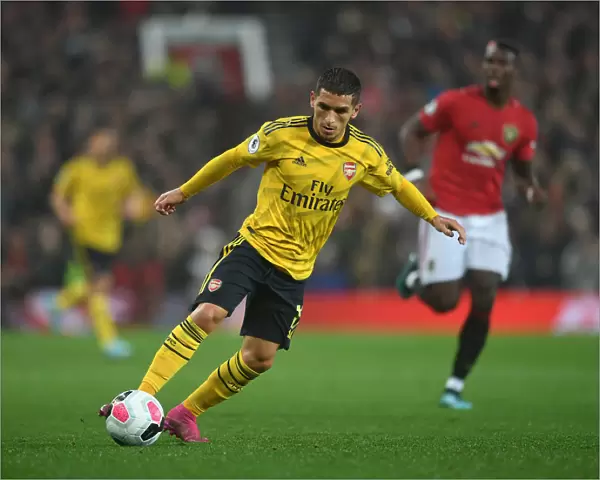 Torreira Takes On Manchester United: Arsenal's Midfield Battle in the Premier League 2019-20