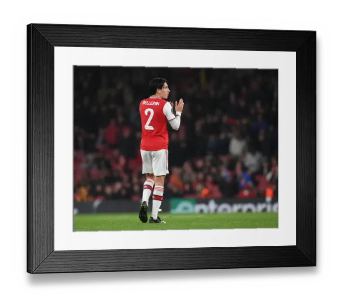 Framed Print : Arsenal's Hector Bellerin in Action during Europa League Match against Standard Liege Framed Print : Arsenal's Hector Bellerin in Action during Europa League Match against Standard Liege