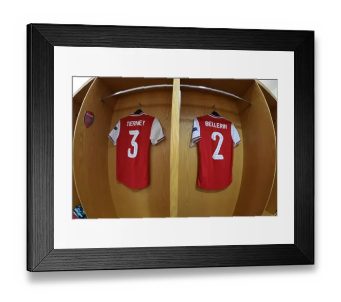 Framed Print : Arsenal FC: Pre-Match Huddle - Arsenal v Standard Liege, UEFA Europa League (2019-20)