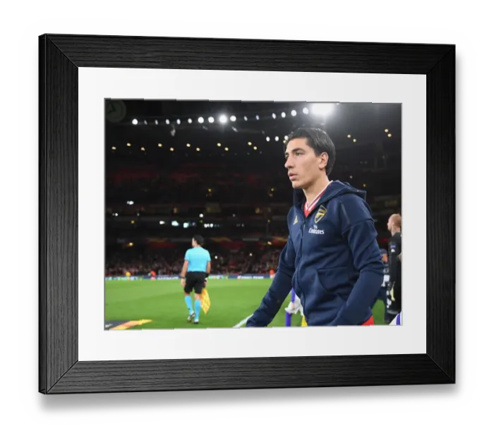 Framed Print : Arsenal's Hector Bellerin Leads Team Out against Standard Liege in Europa League Framed Print : Arsenal's Hector Bellerin Leads Team Out against Standard Liege in Europa League