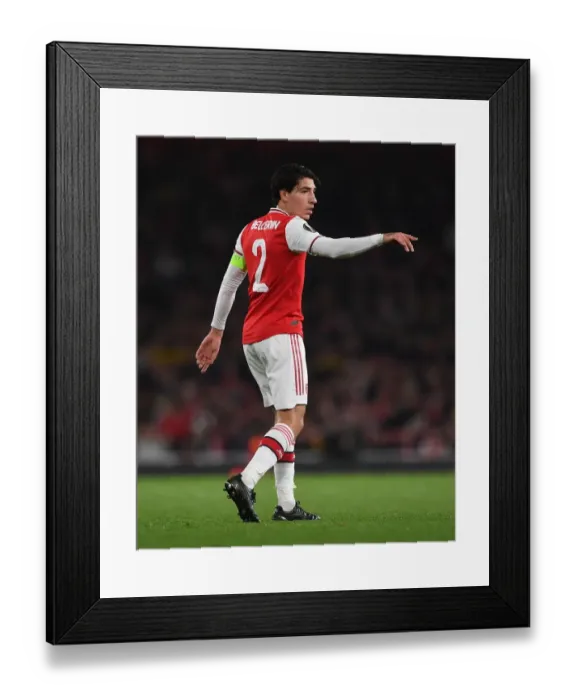 Framed Print : Arsenal's Bellerin in Action against Standard Liege in Europa League Framed Print : Arsenal's Bellerin in Action against Standard Liege in Europa League