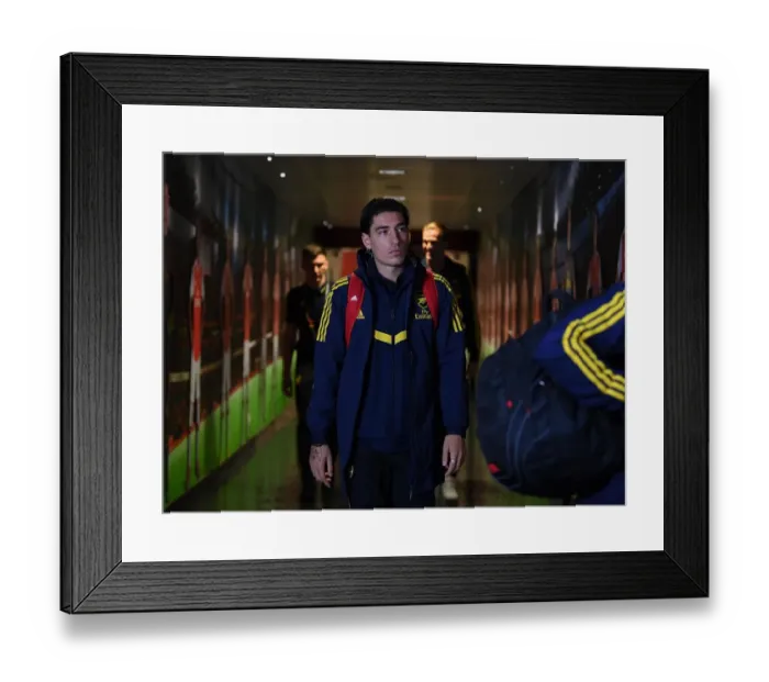 Framed Print : Arsenal's Hector Bellerin Gears Up for Arsenal v Standard Liege Europa League Clash Framed Print : Arsenal's Hector Bellerin Gears Up for Arsenal v Standard Liege Europa League Clash