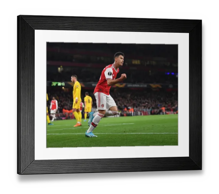 Framed Print : Martinelli's Stunner: Arsenal Tops Standard Liege in Europa League Framed Print : Martinelli's Stunner: Arsenal Tops Standard Liege in Europa League