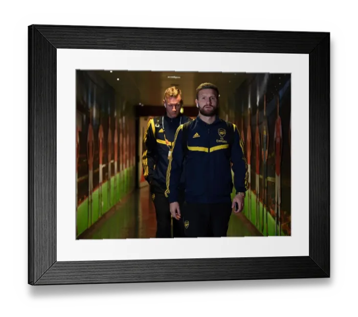 Framed Print : Arsenal's Mustafi Gears Up for Arsenal v Standard Liege in Europa League Framed Print : Arsenal's Mustafi Gears Up for Arsenal v Standard Liege in Europa League