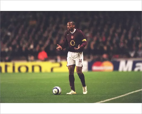 Thierry Henry at Arsenal's Highbury: 0-0 Stalemate Against Real Madrid in the UEFA Champions League, 2006