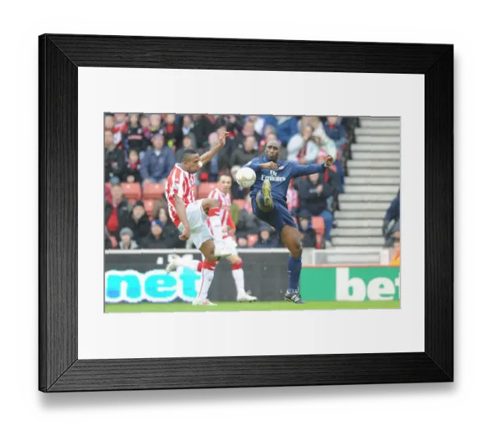 Framed Print : Sol Campbell vs. Ricardo Fuller: Stoke City's FA Cup Upset Over Arsenal (3-1)