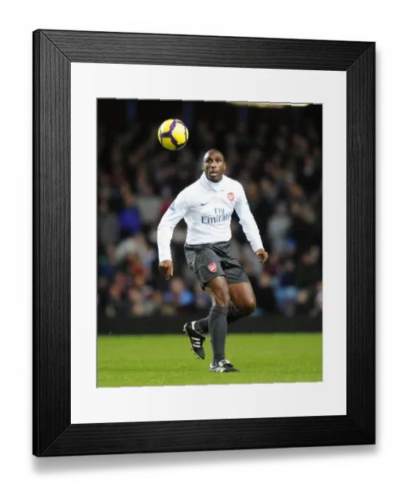 Framed Print : Sol Campbell (Arsenal). Aston Villa 0: 0 Arsenal. Barclays Premier League
