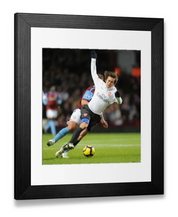 Framed Print : Rosicky vs. Petrov: A Midfield Masterclass at Villa Park - Arsenal vs. Aston Villa 0-0, Premier League 2010