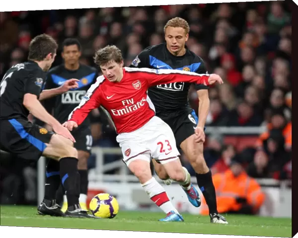 Andrey Arshavin (Arsenal) Michael Carrick and Wes Brown (Man Utd). Arsenal 1