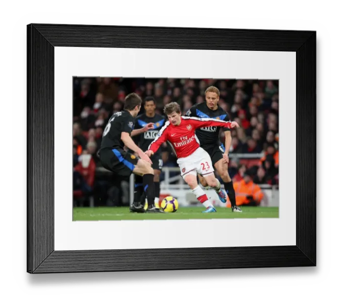 Framed Print : Andrey Arshavin (Arsenal) Michael Carrick and Wes Brown (Man Utd). Arsenal 1 Framed Print : Andrey Arshavin (Arsenal) Michael Carrick and Wes Brown (Man Utd). Arsenal 1