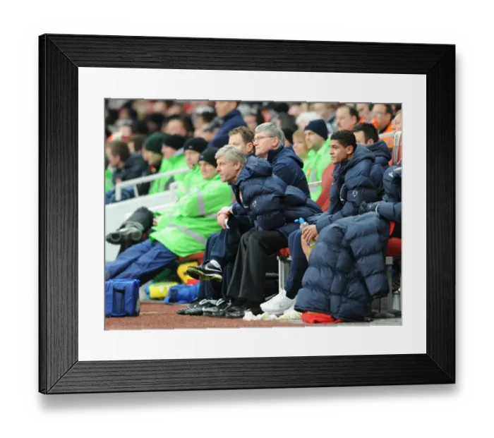 Framed Print : Arsenal manager Arsene Wenger. Arsenal 1: 3 Manchester United, Barclays Premier League