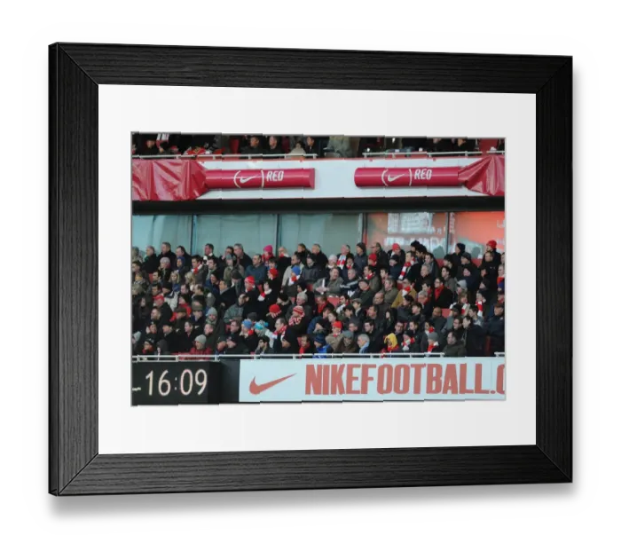 Framed Print : Emirates Stadium. Arsenal 1: 3 Manchester United, Barclays Premier League Framed Print : Emirates Stadium. Arsenal 1: 3 Manchester United, Barclays Premier League