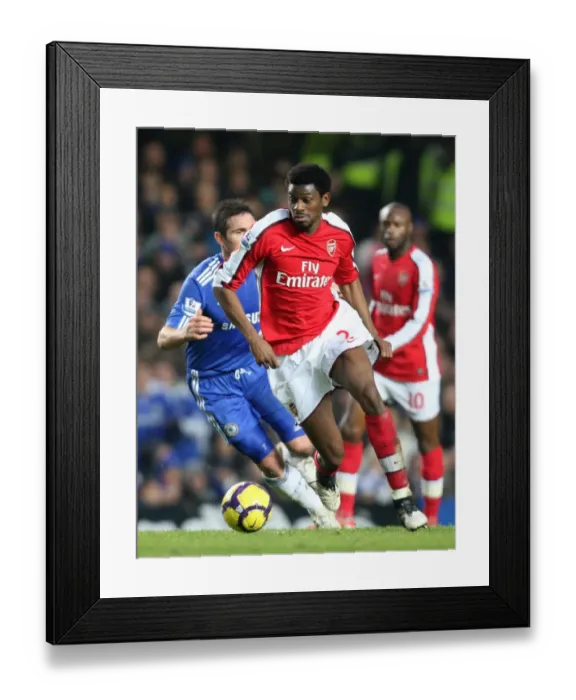 Framed Print : Abou Diaby (Arsenal) Frank Lampard (Chelsea). Chelsea 2: 0 Arsenal. Barclays Premier League