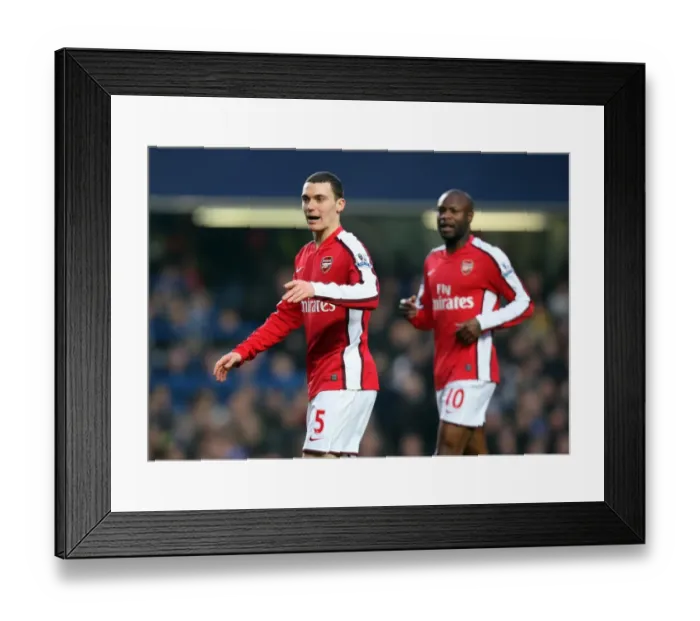 Framed Print : Thomas Vermaelen and William Gallas (Arsenal). Chelsea 2: 0 Arsenal. Barclays Premier League
