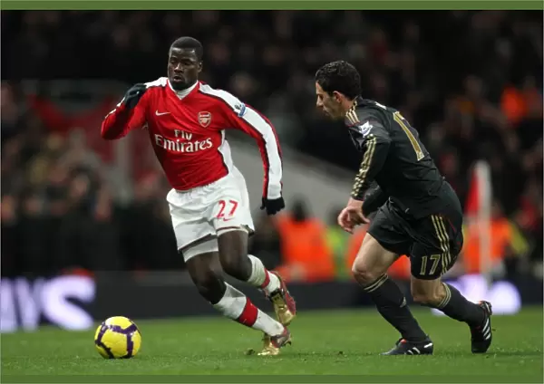 Emmanuel Eboue (Arsenal) Maxi Rodriguez (Liverpool). Arsenal 1: 0 Liverpool