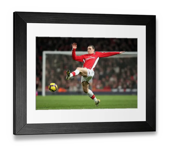 Framed Print : Thomas Vermaelen's Winning Goal: Arsenal 1-0 Liverpool, Barclays Premier League (2010)