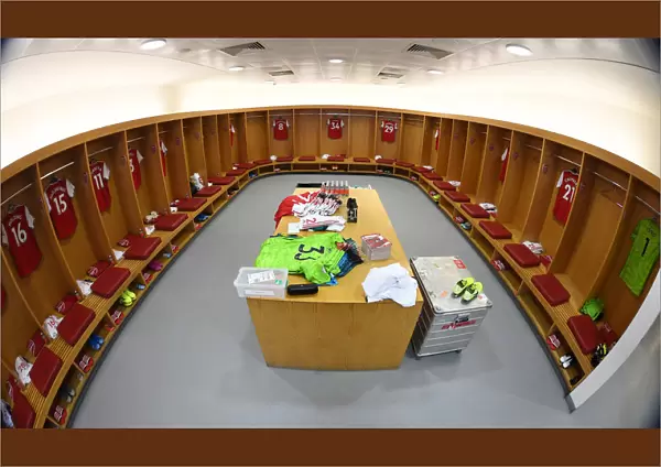 Arsenal FC: Pre-Match Huddle in Emirates Stadium Dressing Room vs AFC Bournemouth (2019-20)