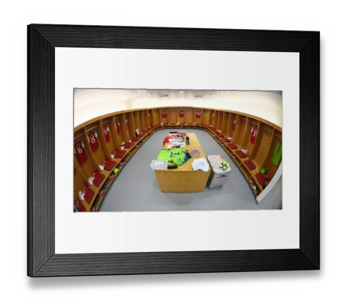 Framed Print : Arsenal FC: Unity in the Huddle - Pre-Match Moment before Battle vs AFC Bournemouth (2019-20)