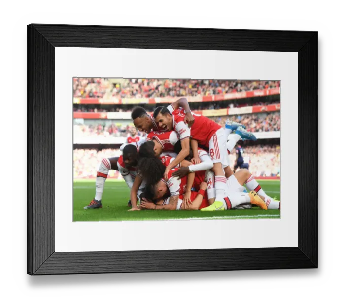 Framed Print : Arsenal Celebrate: Luiz, Pepe, Aubameyang, Xhaka, Ceballos Framed Print : Arsenal Celebrate: Luiz, Pepe, Aubameyang, Xhaka, Ceballos