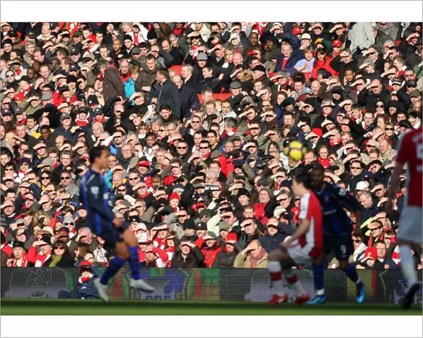 Arsenal fans. Arsenal 2: 0 Sunderland. Barclays Premier League. Emirates Stadium, 20  /  2  /  10