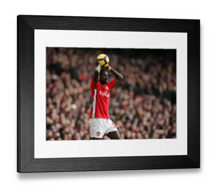 Framed Print : Emmanuel Eboue (Arsenal). Arsenal 2: 0 Sunderland. Barclays Premier League Framed Print : Emmanuel Eboue (Arsenal). Arsenal 2: 0 Sunderland. Barclays Premier League