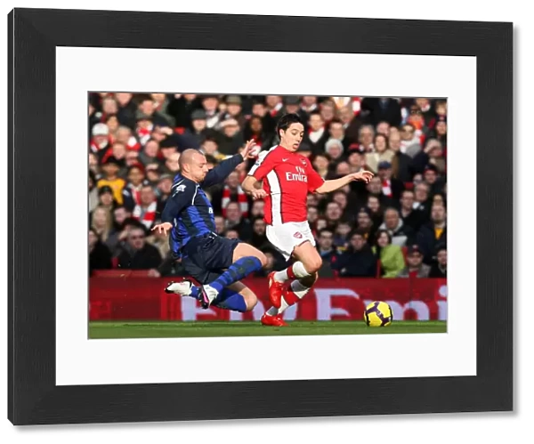 Samir Nasri (Arsenal) Alan Hutton (Sunderland). Arsenal 2: 0 Sunderland