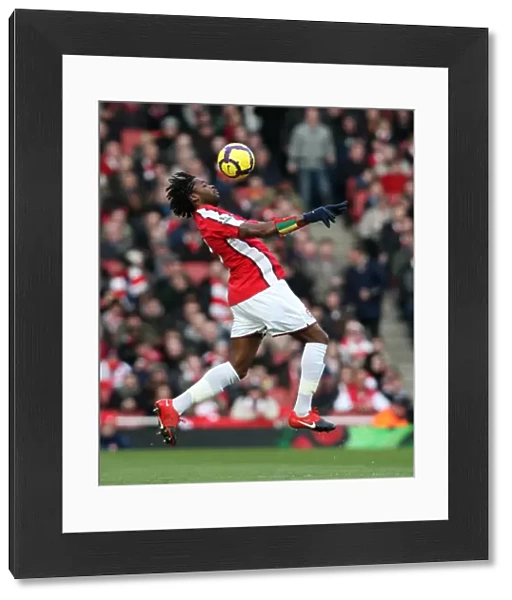 Alex Song (Arsenal). Arsenal 2: 0 Sunderland. Barclays Premier League. Emirates Stadium