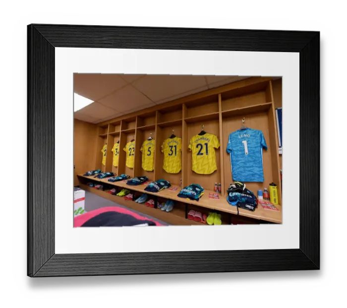 Framed Print : Arsenal's Focused Huddle: United in Team Spirit before Sheffield United vs Arsenal, Premier League 2019-20