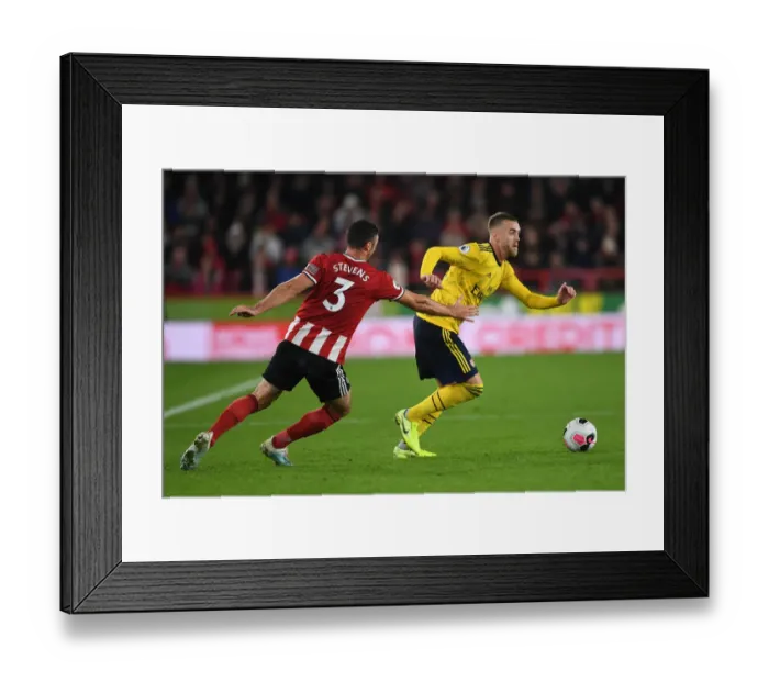 Framed Print : Chambers vs Stevens: Battle at Bramall Lane - Sheffield United vs Arsenal, Premier League 2019-20 Framed Print : Chambers vs Stevens: Battle at Bramall Lane - Sheffield United vs Arsenal, Premier League 2019-20