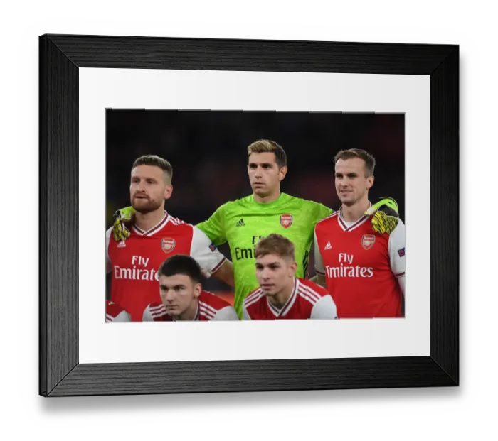 Framed Print : Arsenal FC: Pre-Match Huddle vs Vitoria Guimaraes, UEFA Europa League 2019-20