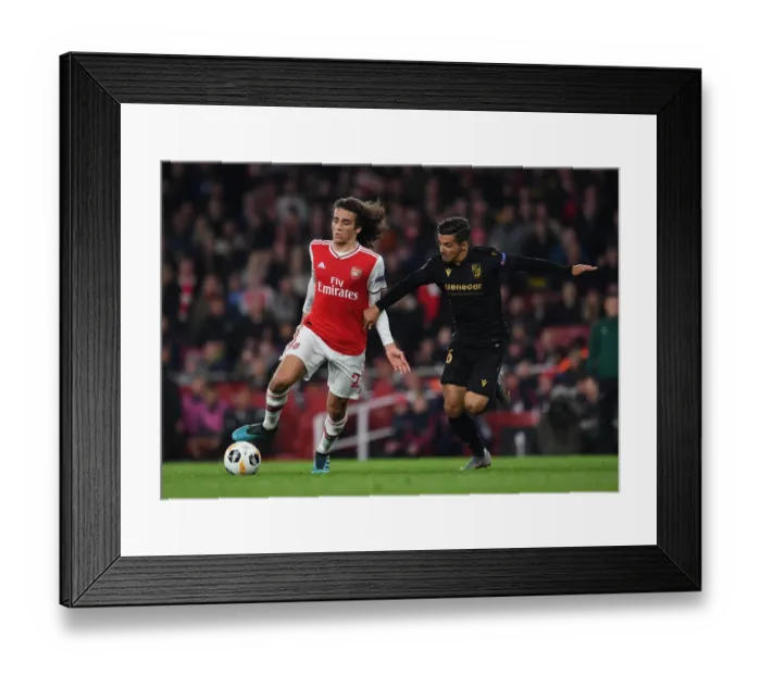 Framed Print : Arsenal vs. Vitoria Guimaraes: Matteo Guendouzi Clash in UEFA Europa League Group F
