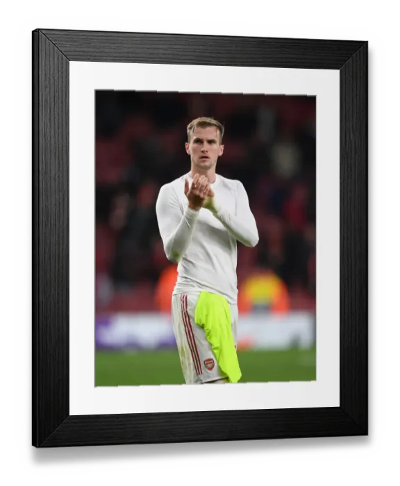 Framed Print : Arsenal's Rob Holding Celebrates after Europa League Victory over Vitoria Guimaraes