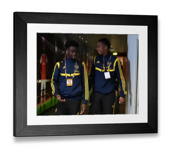 Framed Print : Arsenal FC: Bukayo Saka and Joe Willock Unite Before Battle Against Vitoria Guimaraes at Emirates Stadium