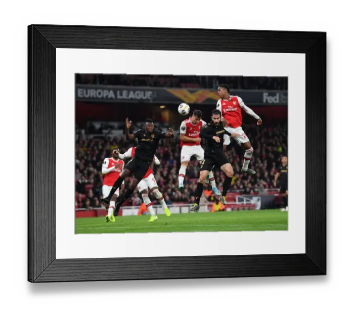 Framed Print : Martinelli Scores: Arsenal Defeats Vitoria Guimaraes in Europa League Framed Print : Martinelli Scores: Arsenal Defeats Vitoria Guimaraes in Europa League