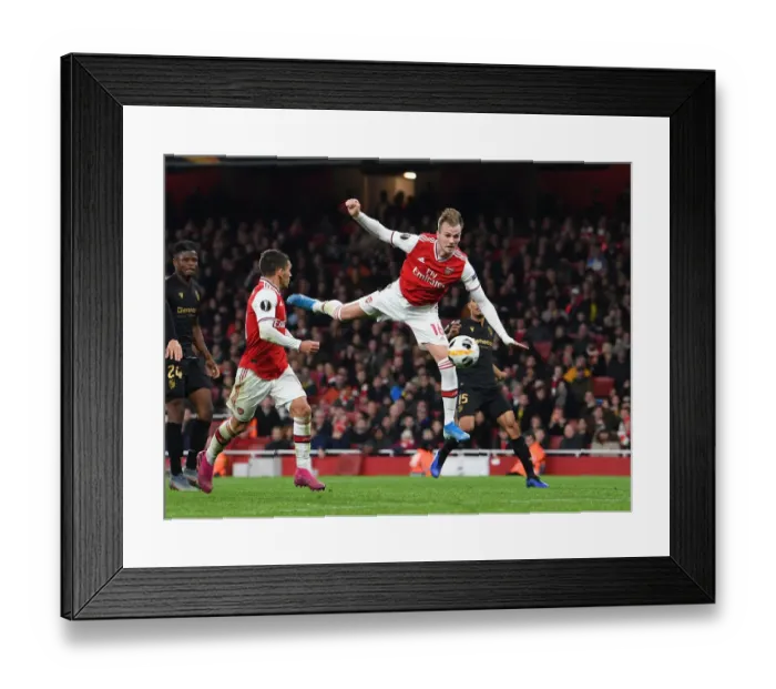 Framed Print : Arsenal vs Vitoria Guimaraes: Europa League Clash at Emirates Stadium Framed Print : Arsenal vs Vitoria Guimaraes: Europa League Clash at Emirates Stadium