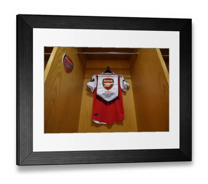 Framed Print : Arsenal FC: Unity in the Huddle - Pre-Match Moment, Emirates Stadium (Arsenal vs Vitoria Guimaraes, UEFA Europa League 2019-20) Framed Print : Arsenal FC: Unity in the Huddle - Pre-Match Moment, Emirates Stadium (Arsenal vs Vitoria Guimaraes, UEFA Europa League 2019-20)