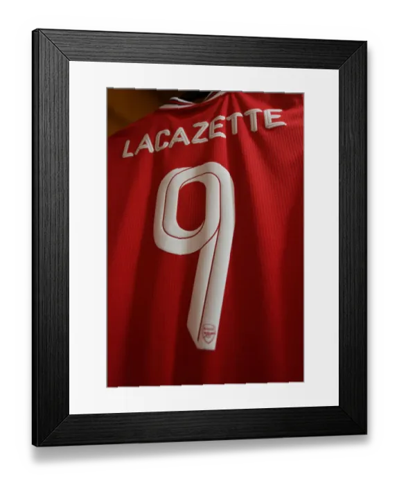 Framed Print : Alexandre Lacazette Readies for Arsenal's Europa League Battle Against Vitoria Guimaraes
