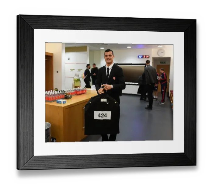 Framed Print : Arsenal FC: Granit Xhaka's Pre-Match Routine vs Crystal Palace (Premier League 2019-20)