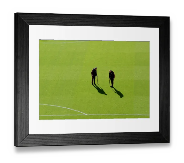 Framed Print : Arsenal FC: Preparing for Crystal Palace at Emirates Stadium Framed Print : Arsenal FC: Preparing for Crystal Palace at Emirates Stadium