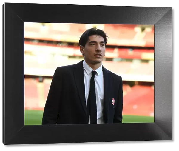 Arsenal's Hector Bellerin: Pre-Match Focus at Emirates Stadium (Arsenal v Crystal Palace, 2019-20)