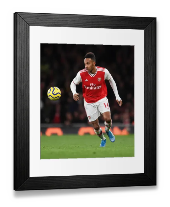 Framed Print : Arsenal's Aubameyang Shines in Arsenal v Crystal Palace Premier League Clash (2019-20)