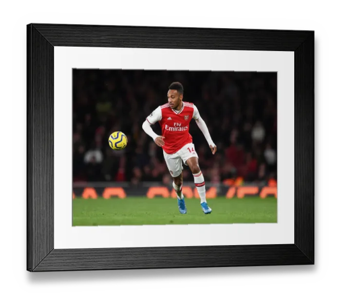Framed Print : Arsenal's Aubameyang Shines in Arsenal vs. Crystal Palace Premier League Clash (2019-20)
